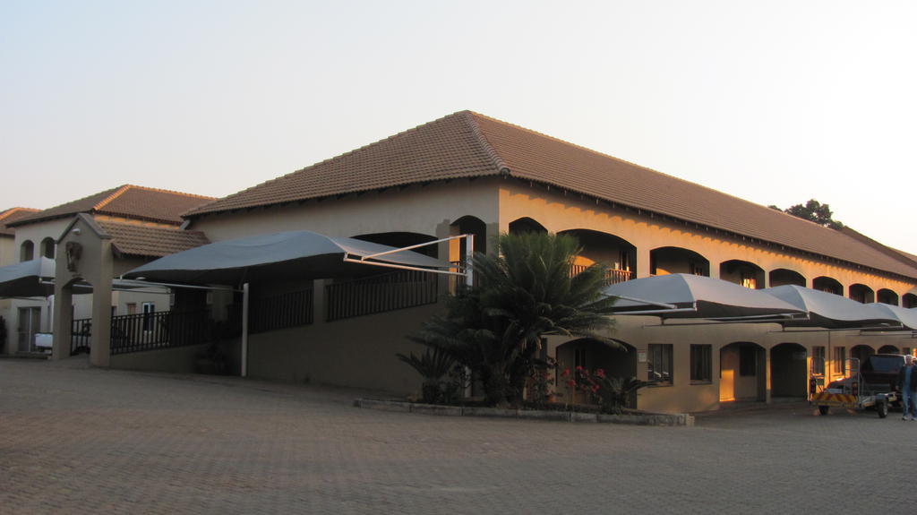 Ivory Tusk Lodge Tzaneen Exterior foto