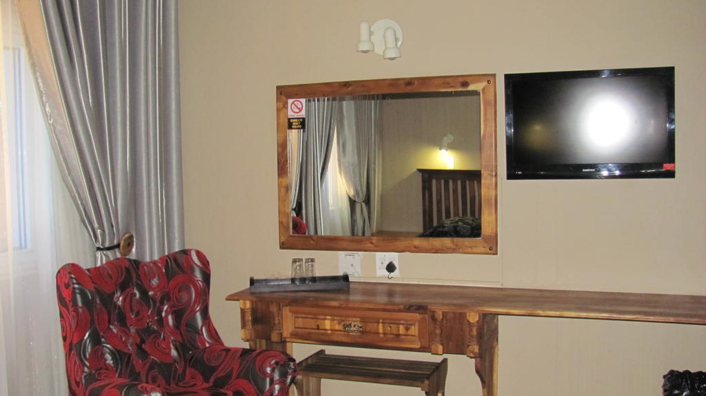 Ivory Tusk Lodge Tzaneen Quarto foto